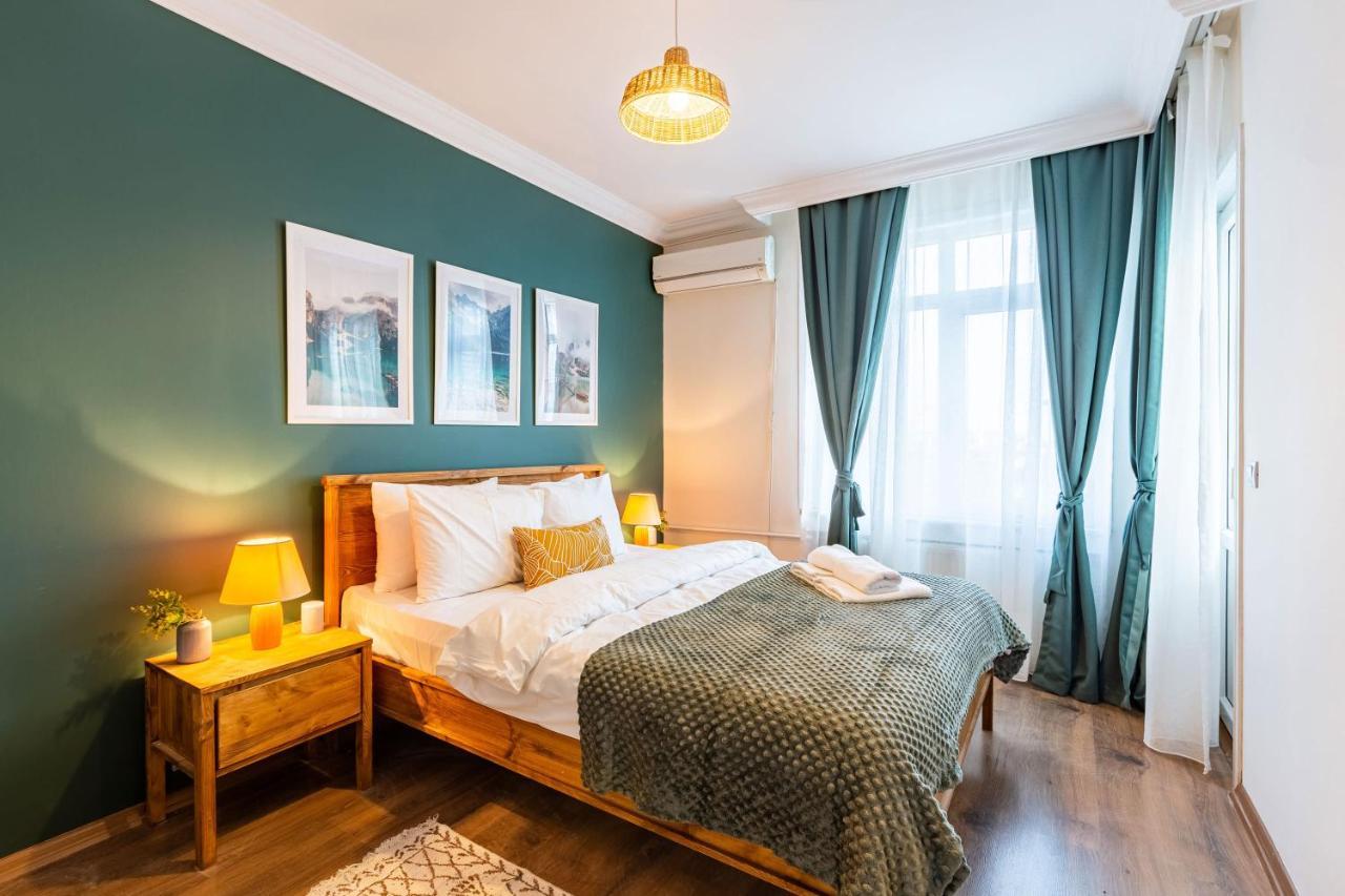 Flat With Excellent Location In Tesvikiye, Sisli Daire İstanbul Dış mekan fotoğraf