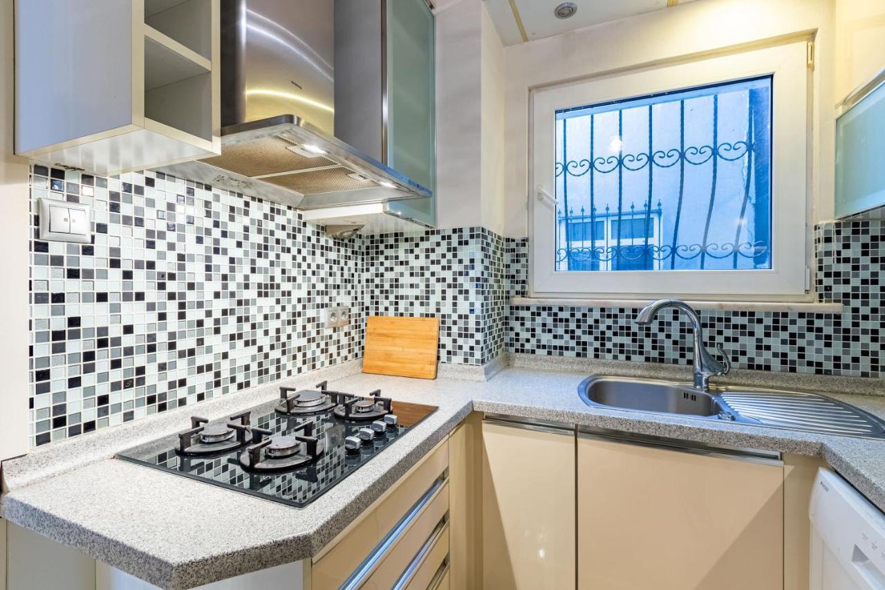 Flat With Excellent Location In Tesvikiye, Sisli Daire İstanbul Dış mekan fotoğraf